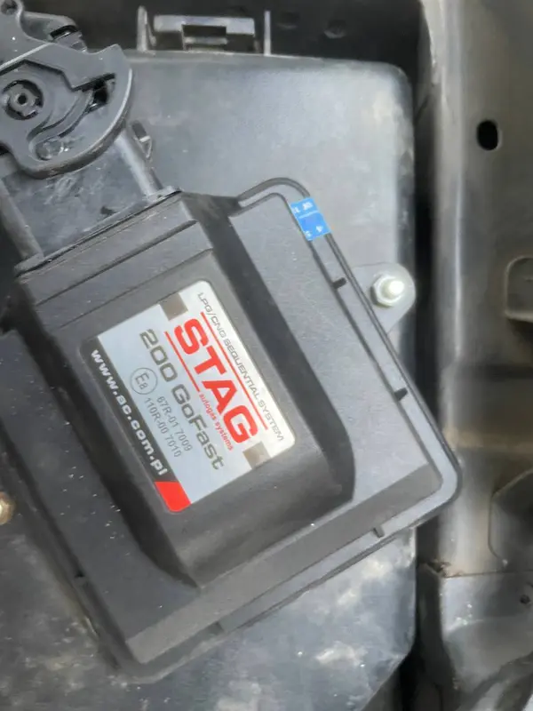 Блок управління ГБО Stag Go Fast на Kia Rio